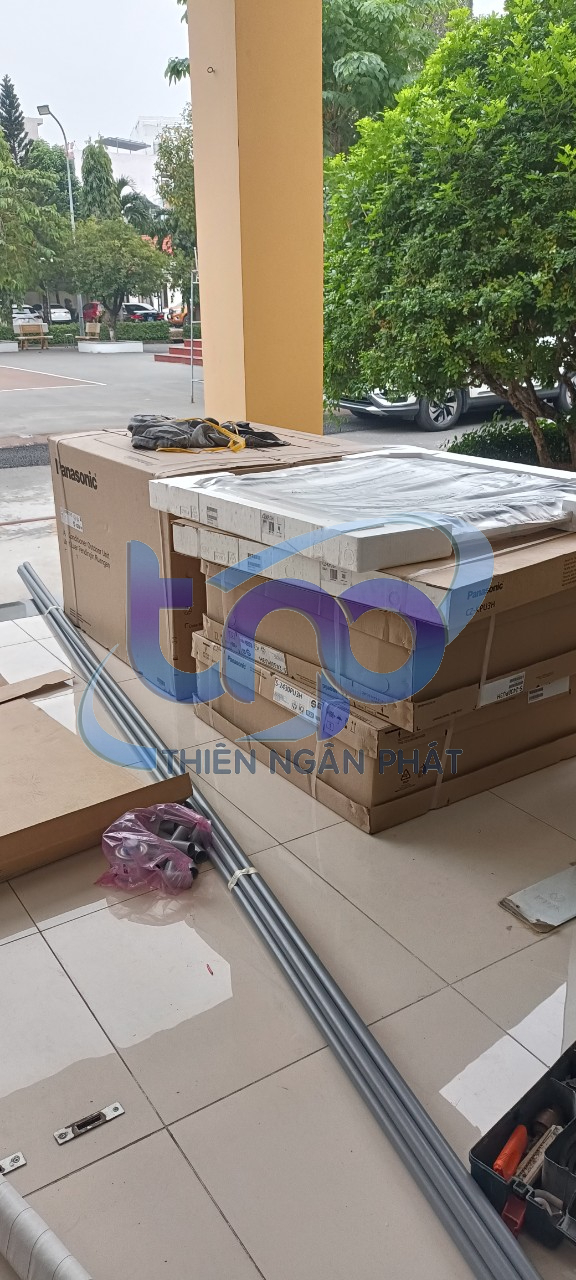 Thiên Ngân Phát cung cấp dịch vụ lắp đặt máy lạnh tại TP.HCM Thi-cong-may-lanh-am-tran-Panasonic